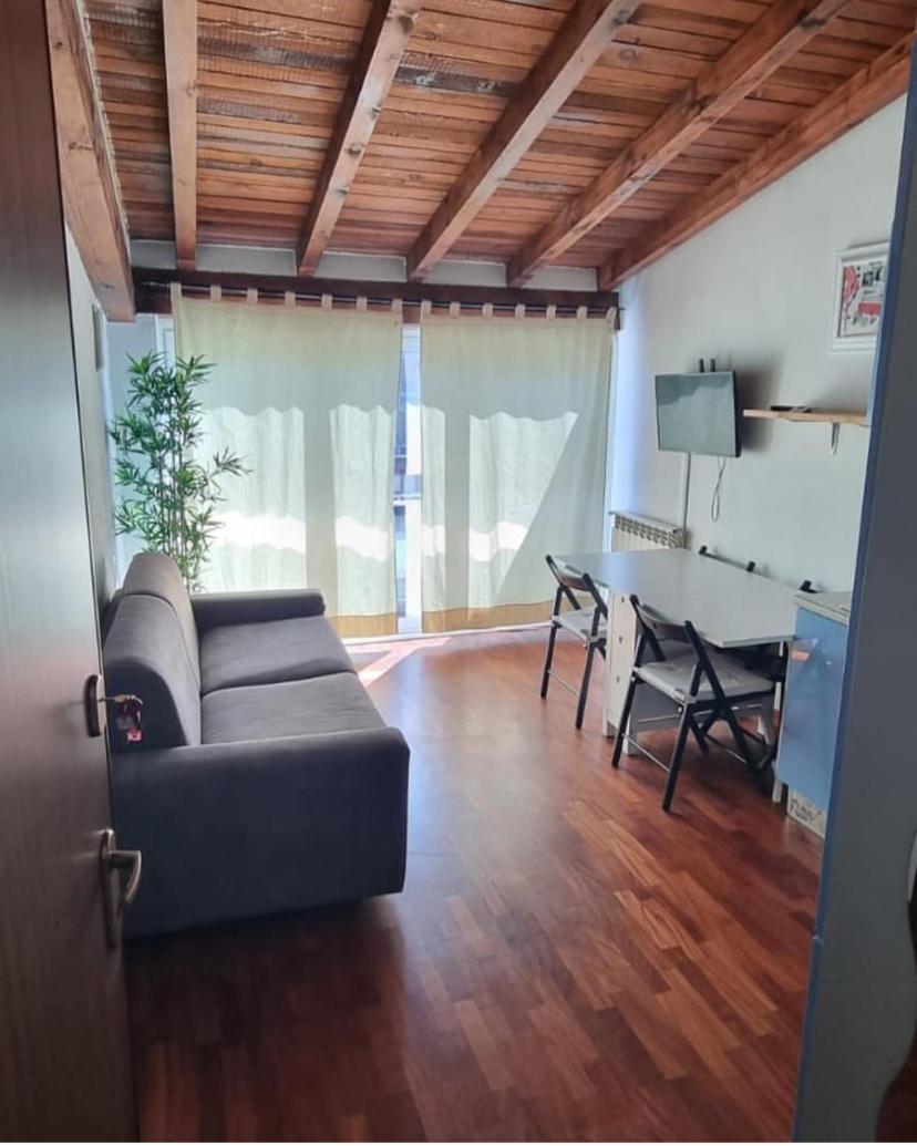 Civico288-Romantic Attic Near Ieo-Bocconi-F Prada Apartman Milánó Kültér fotó